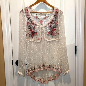 Free People M White dotted Swiss Long sleeve/w button bodice macrame embroidery